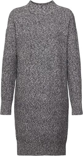 Фото Платье с длинным рукавом женское