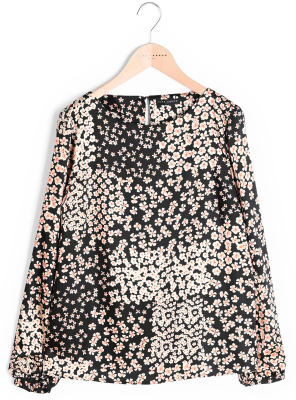 Блузка с цветочным принтом женская / Черный / 40