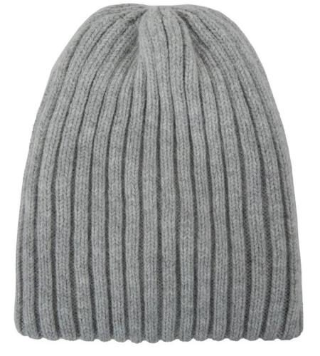 Фото Шапка с шерстью женская