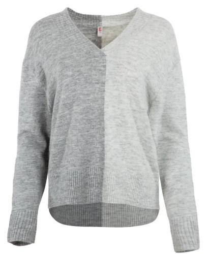 Фото Пуловер свободного кроя женский