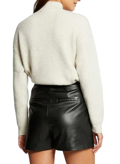 Свитер со стразами женский / Молочный / 42