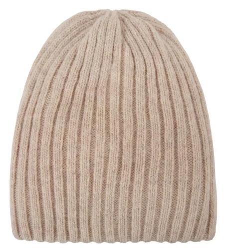 Фото Шапка с шерстью женская