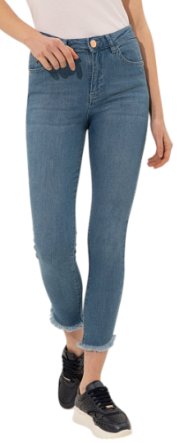 Фото Джинсы укороченные с бахромой женские