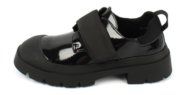 Полуботинки лаковые для девочки / Черный / 32