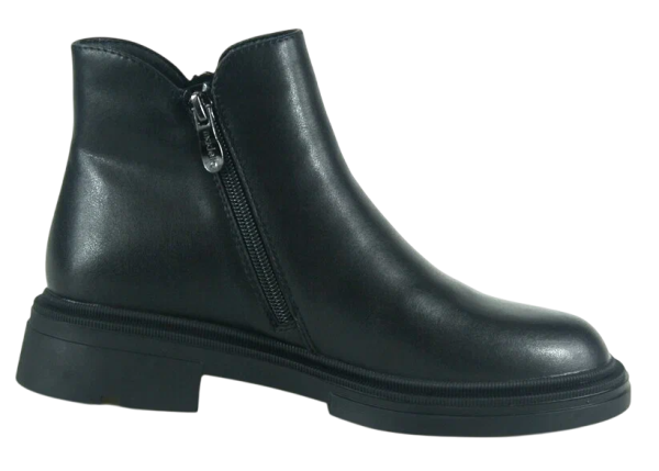 Ботинки кожаные женские / Черный / 38