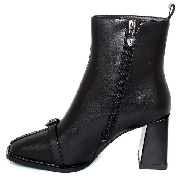 Ботильоны кожаные женские / Черный / 36