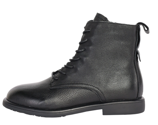 Ботинки кожаные женские / Черный / 37