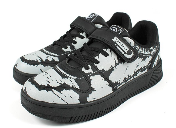 Кроссовки с принтом для девочки / Черный / 32