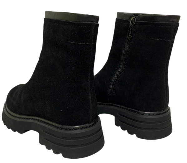 Ботинки кожаные женские / Черный / 38