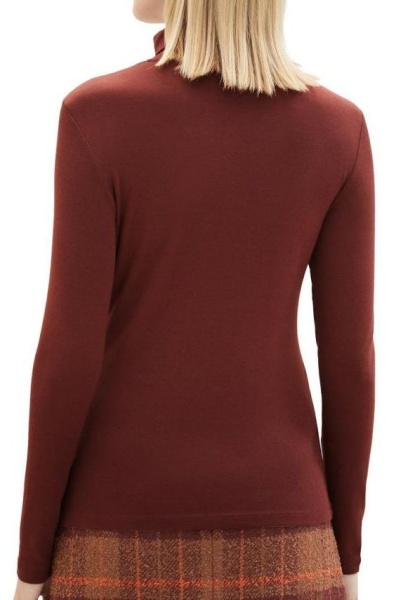 Водолазка приталенного кроя женская / Коричневый / 44